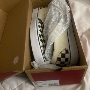 Black and white checkered vans NEW